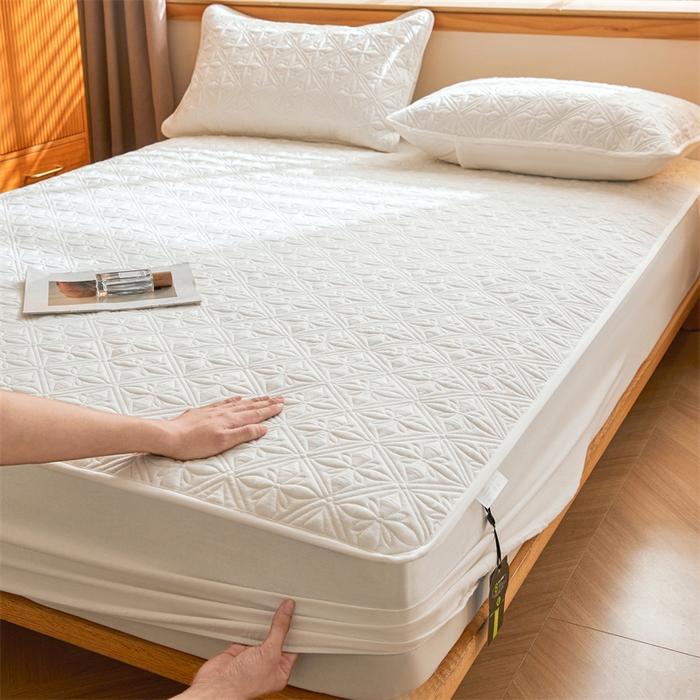 91家纺网 家纺一手货源 找家纺 3C 2025全棉蚕丝蛋白夹棉床笠 天星花-云朵白