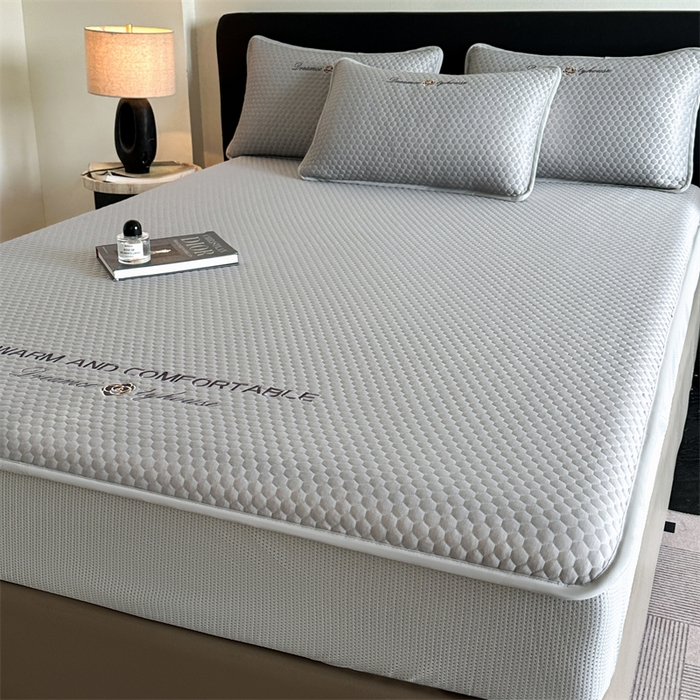 91家纺网 家纺一手货源 找家纺 笙意家纺 2025新款豆豆凉感软席-兰娜 兰娜-淡雅灰