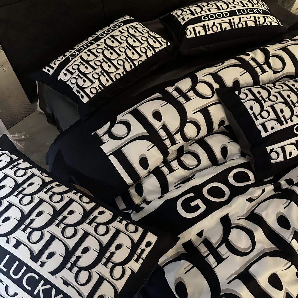 91家纺网 家纺一手货源 找家纺 丽斐 2025新款磨毛数码印花四件套 磨毛黑迪