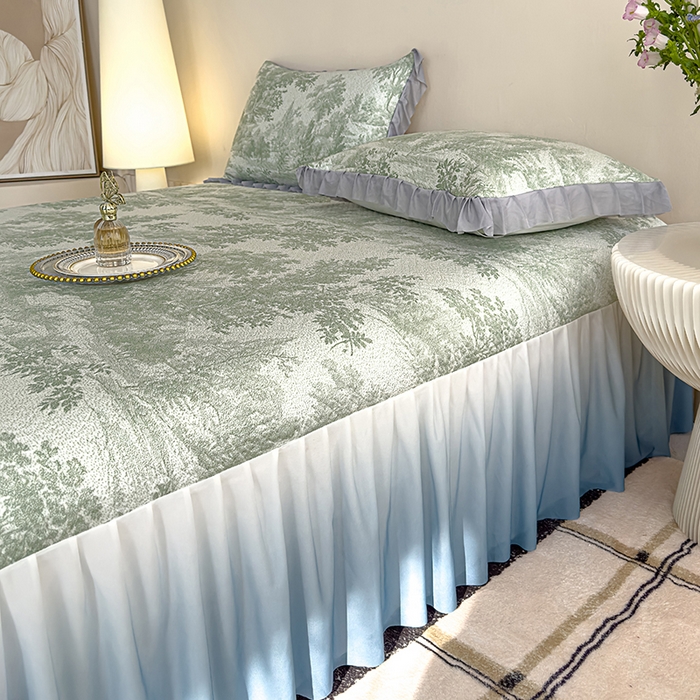 91家纺网 家纺一手货源 找家纺 冬然家纺 2025新款冰豆豆席子凉席床裙款 梦幻森林-绿