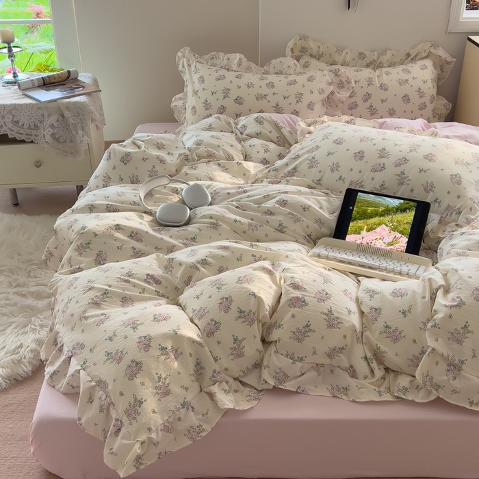 91家纺网 家纺一手货源 找家纺 希丞家居 2025新款云感提花双层纱花边四件套 梨梦