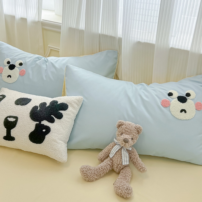 91家纺网 家纺一手货源 找家纺 眠帛家居 2025新款A类水洗皱皱纱毛巾绣夏被四件套 熊宝-天空蓝