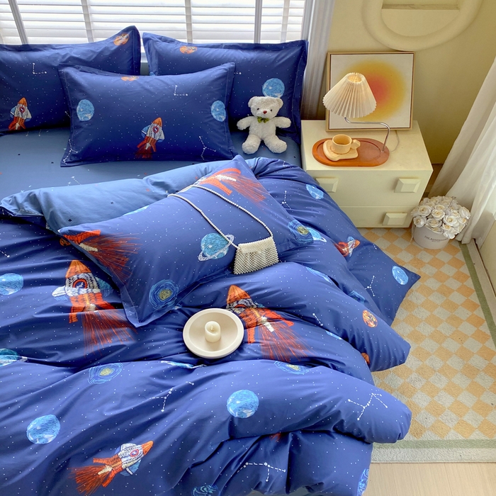 91家纺网 家纺一手货源 找家纺 星期三  2025年4月新款铂金全棉纯棉13372四件套 加微信有会员价 星际漫游