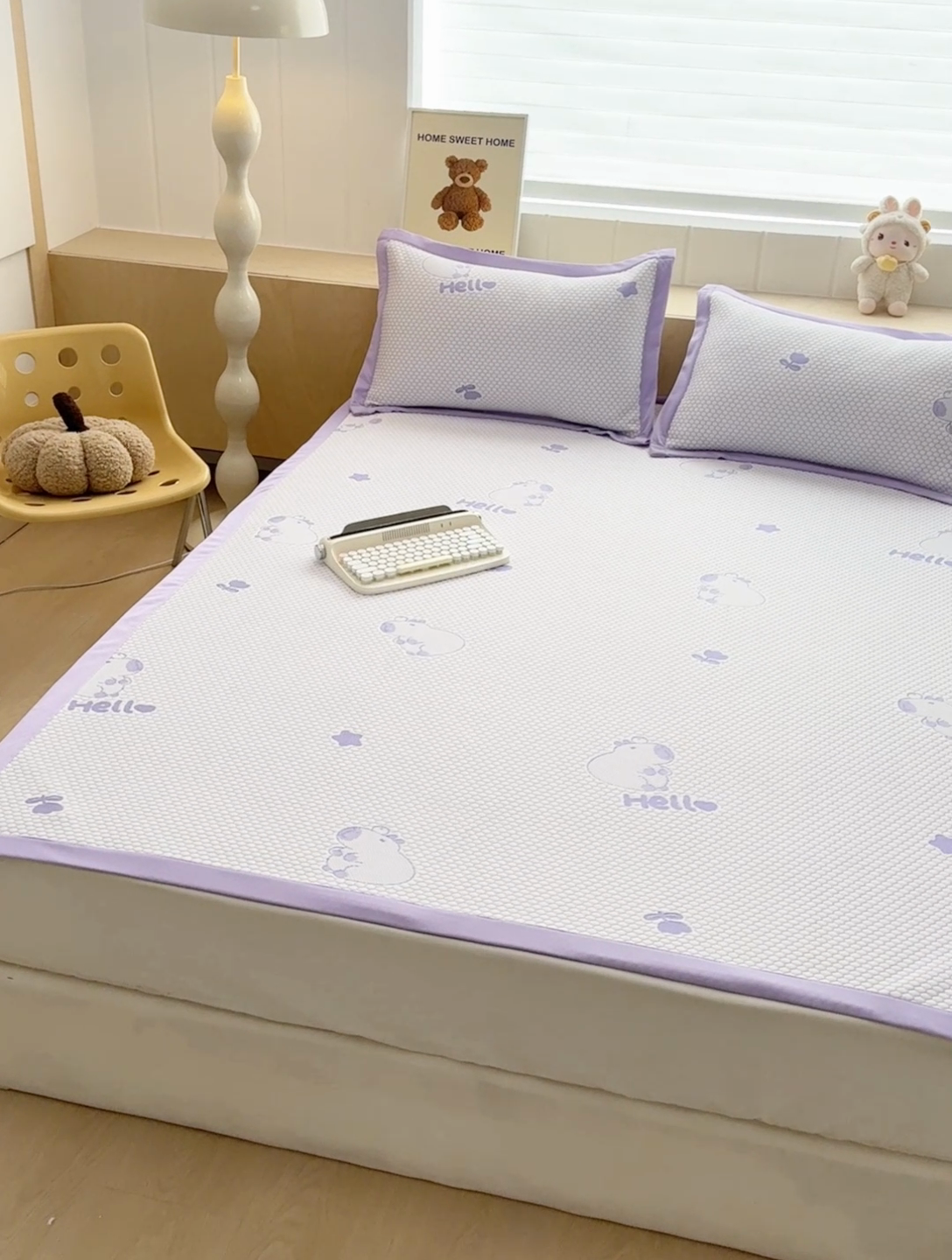 91家纺网 家纺一手货源 找家纺 绣女坊 2025新款冰豆豆提花凉席三件套 卡皮巴拉紫