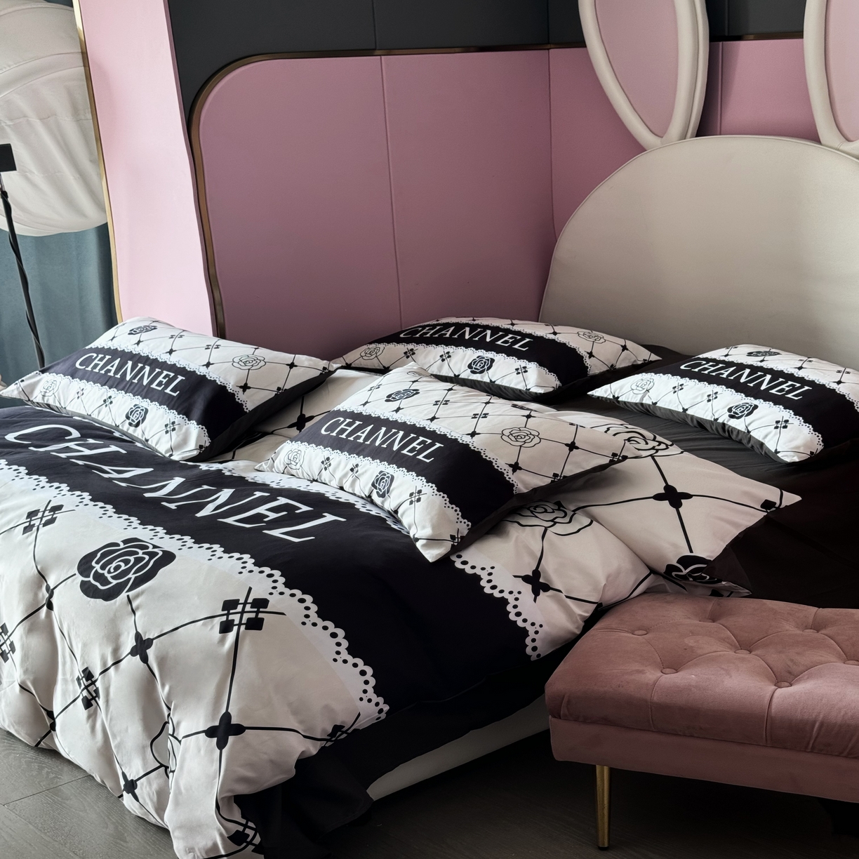 91家纺网 家纺一手货源 找家纺 丽斐 2025新款磨毛数码印花四件套 磨毛格格山茶