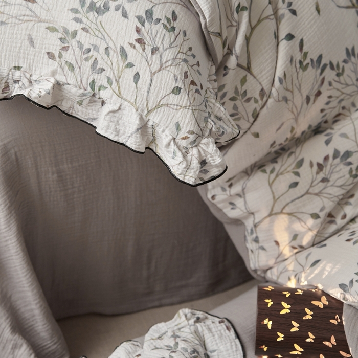 91家纺网 家纺一手货源 找家纺 安莱生活2025年新款全棉精梳棉双层纱绉纱数码印花四件套及夏凉被系列3 常青藤