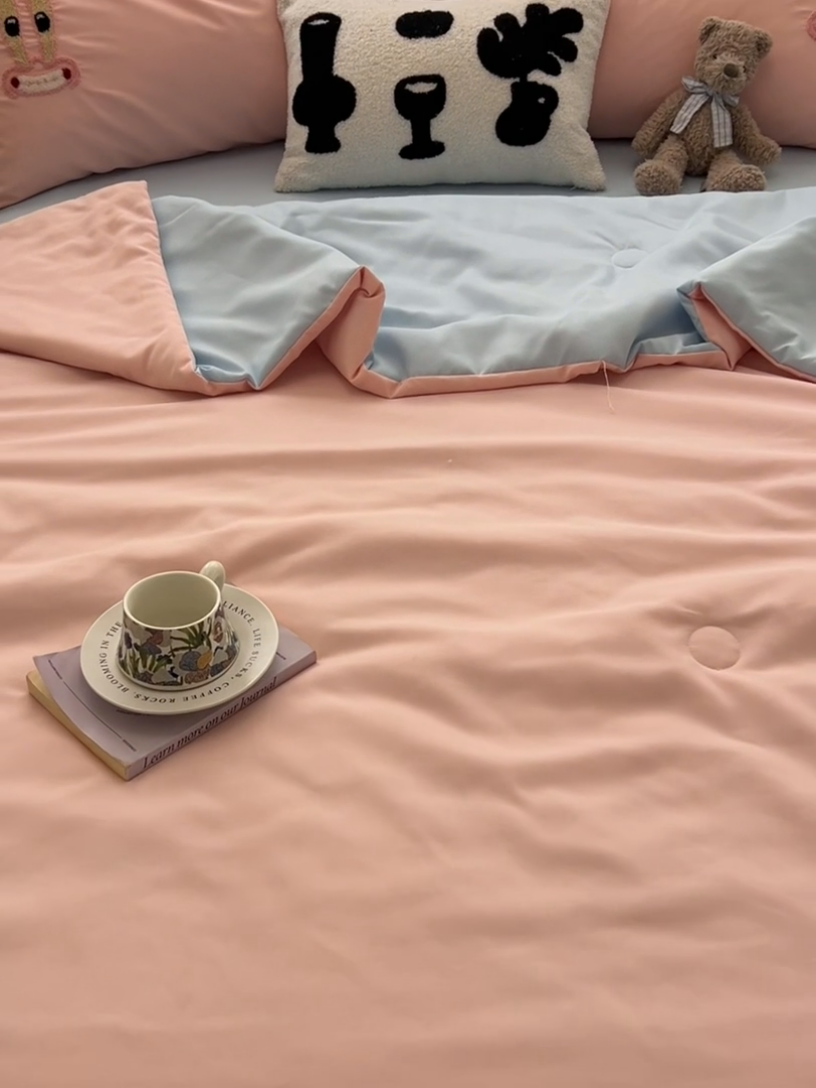 91家纺网 家纺一手货源 找家纺 眠帛家居 2025新款A类水洗皱皱纱毛巾绣夏被四件套 蟹先生