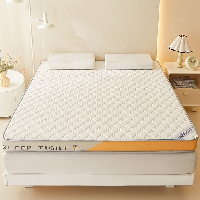 91家纺网 家纺一手货源 找家纺 锦逸2025新款牛奶丝乳胶床垫 六边形白