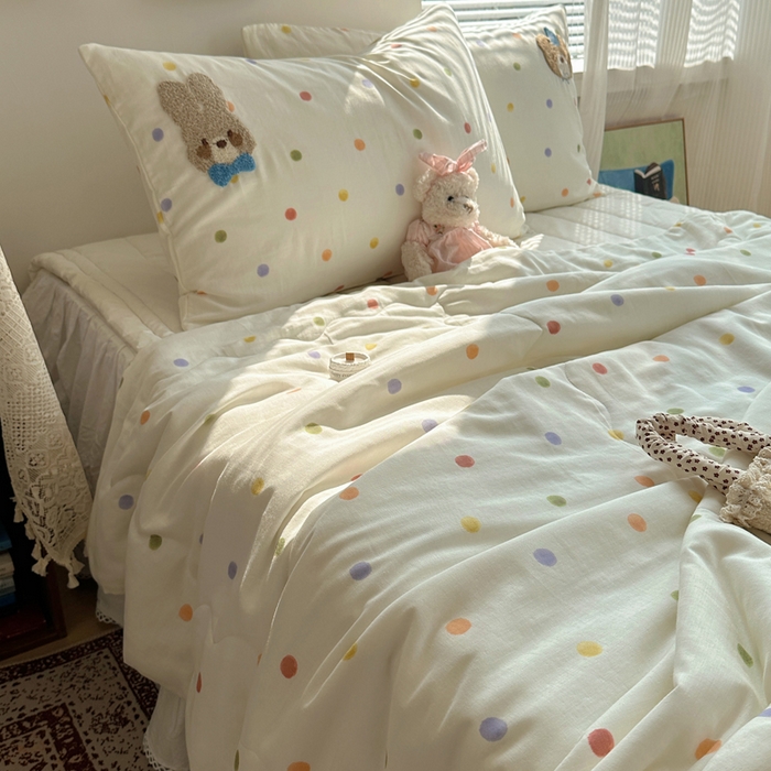 91家纺网 家纺一手货源 找家纺  曼町家居 全棉双层纱毛巾绣夏被三件套 元气星喵