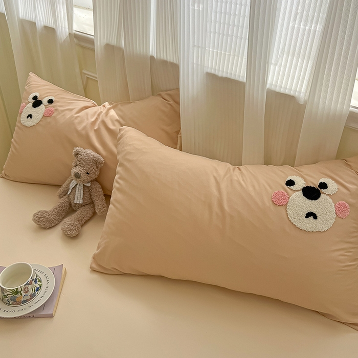 91家纺网 家纺一手货源 找家纺 眠帛家居 2025新款A类水洗皱皱纱毛巾绣夏被四件套 熊宝-奶茶