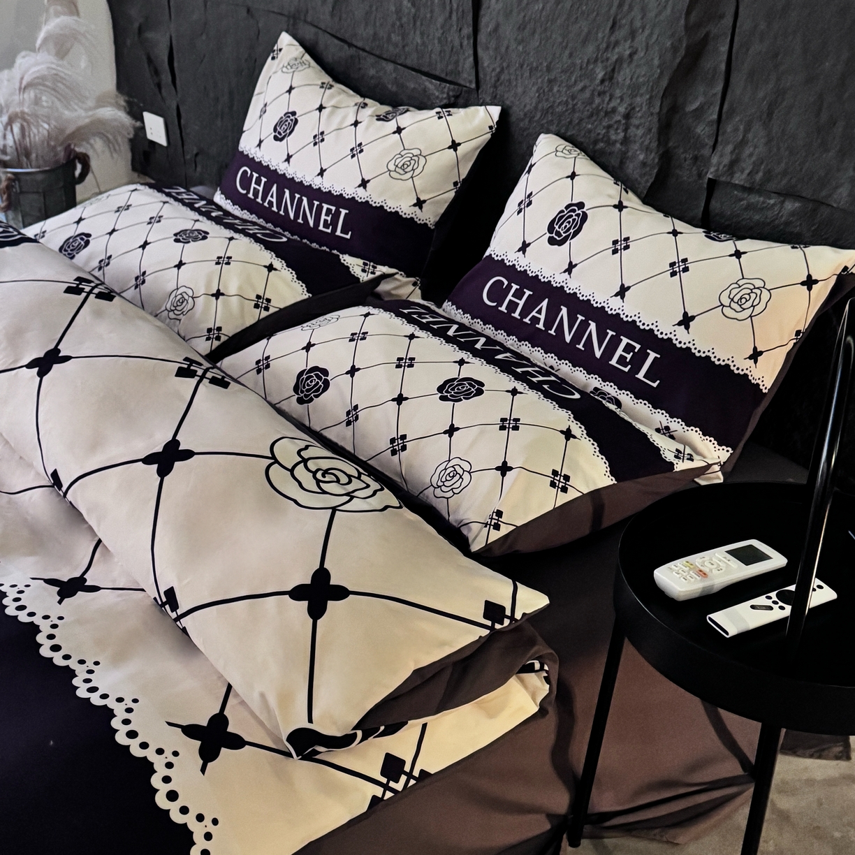 91家纺网 家纺一手货源 找家纺 丽斐 2025新款磨毛数码印花四件套 磨毛格格山茶