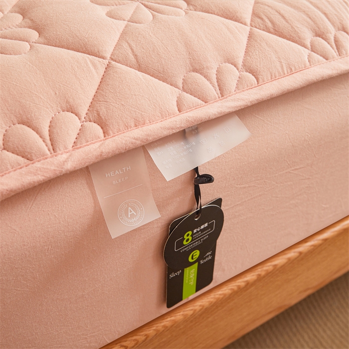 91家纺网 家纺一手货源 找家纺 3C 2025新款A类全棉四叶草防水隔脏床笠 防水 浅语-香妃粉