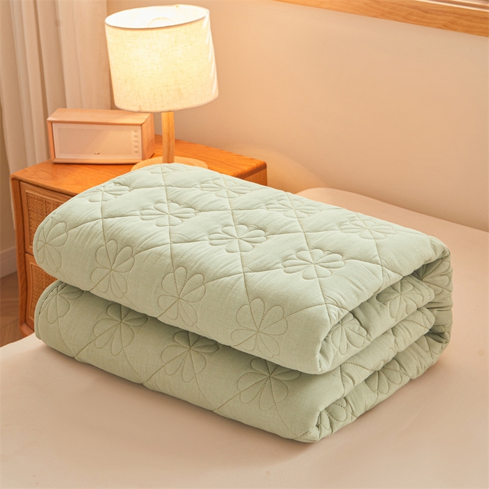 91家纺网 家纺一手货源 找家纺 （总）3C 2025新款A类全棉四叶草防水隔脏床笠