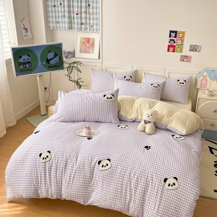 91家纺网 家纺一手货源 找家纺 首尔2025新款云朵棉毛巾绣四件套 紫格熊猫