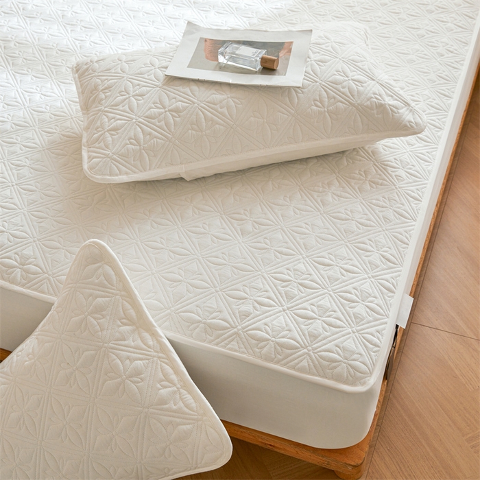 91家纺网 家纺一手货源 找家纺 3C 2025全棉蚕丝蛋白夹棉床笠 天星花-云朵白