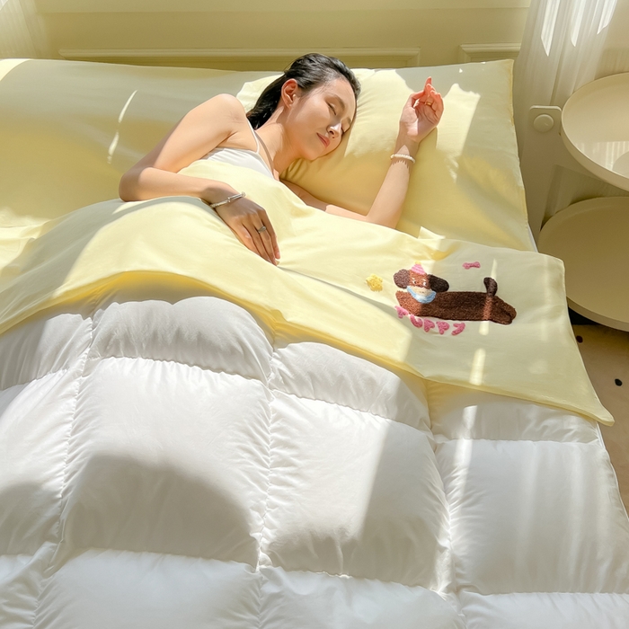 91家纺网 家纺一手货源 找家纺 柒星睡袋 2025新款款40支全棉纯色毛巾绣可拆分隔脏睡袋 帕皮狗 月光黄