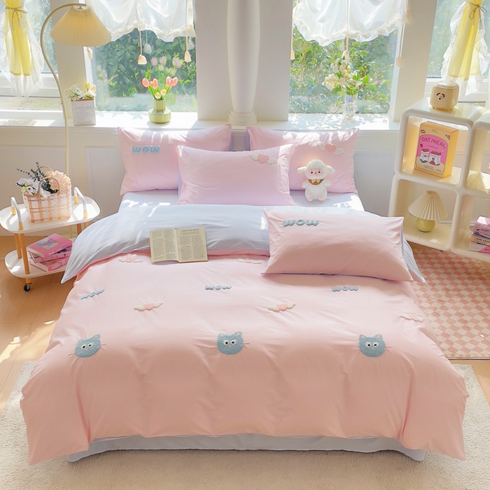 91家纺网 家纺一手货源 找家纺 锦觅家纺  2025新款奶油小清新毛巾绣全棉纯棉四件套-风格一（专版散花必须控价） 甜心小猫