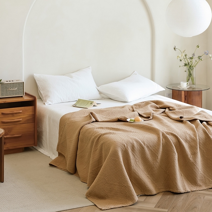 91家纺网 家纺一手货源 找家纺 雯雨家纺2025新款A类全棉加厚六层纱提花纯色盖毯 六层纱-驼色