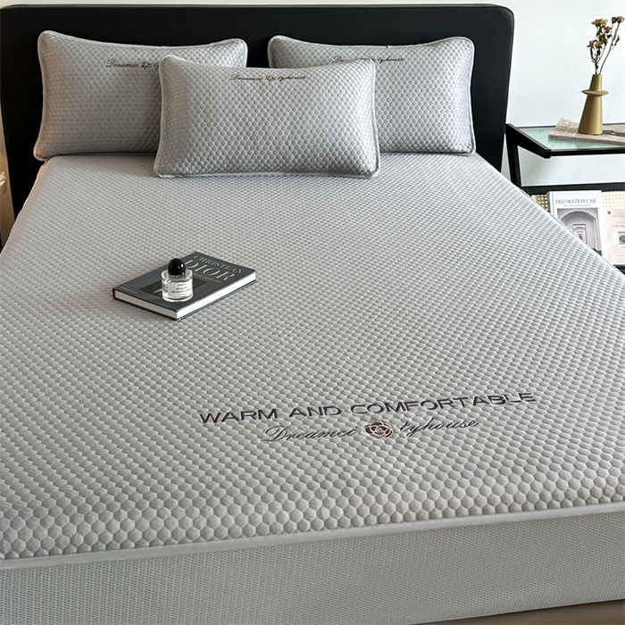 91家纺网 家纺一手货源 找家纺 笙意家纺 2025新款豆豆凉感软席-兰娜 兰娜-淡雅灰