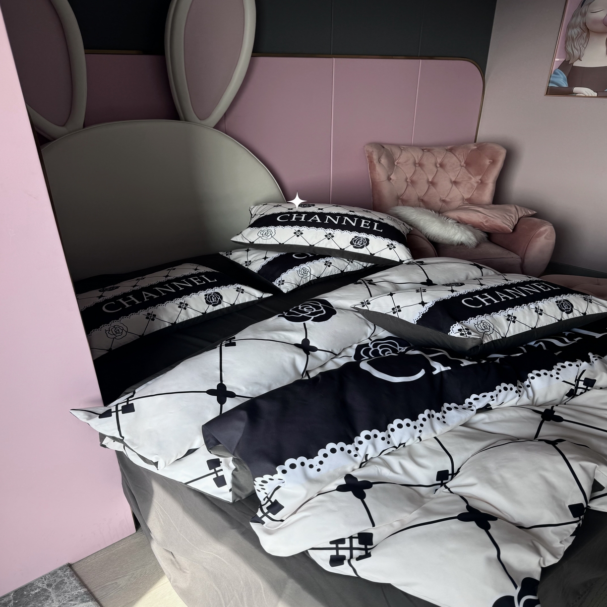 91家纺网 家纺一手货源 找家纺 丽斐 2025新款磨毛数码印花四件套 磨毛格格山茶