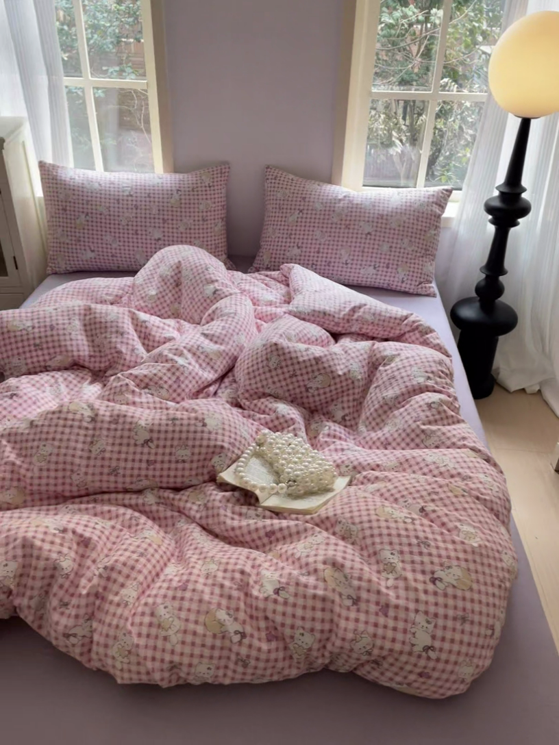 91家纺网 家纺一手货源 找家纺 初念 2025新款云感针织双层纱三件套-四件套【提供买家秀】 猫猫晚宴