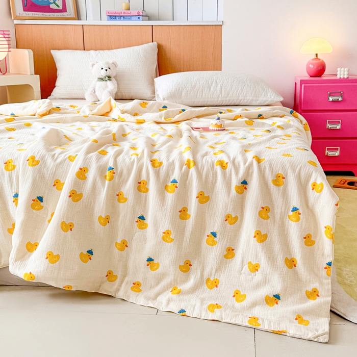91家纺网 家纺一手货源 找家纺 薇玛仕 2025新款A类全棉双层皱皱纱印花款大豆夏凉被空调被儿童被被子被芯 小黄鸭