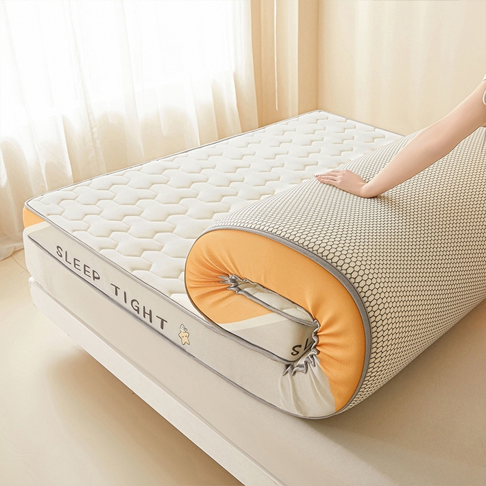 91家纺网 家纺一手货源 找家纺 锦逸2025新款牛奶丝乳胶床垫 三角格白