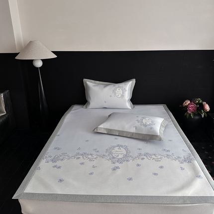 91家纺网 家纺一手货源 找家纺 （总）三味舒屋 2025新款凉感抗菌南法恬谧系列大版数码印花冰丝床席-床笠