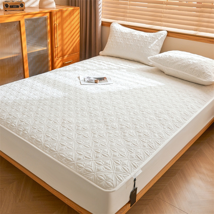 91家纺网 家纺一手货源 找家纺 3C 2025全棉蚕丝蛋白夹棉床笠 天星花-云朵白