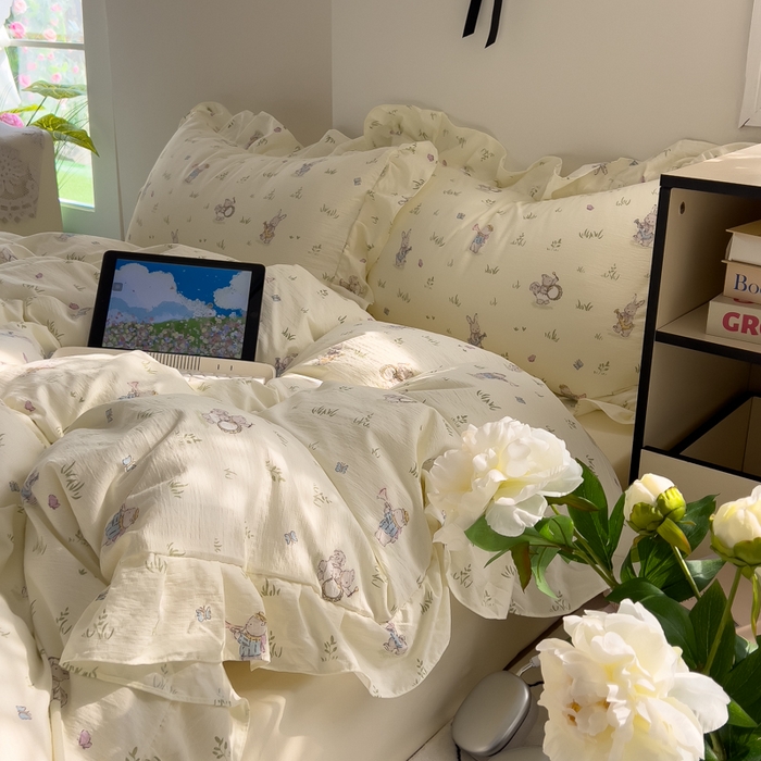 91家纺网 家纺一手货源 找家纺 希丞家居 2025新款云感提花双层纱花边四件套 音乐派对