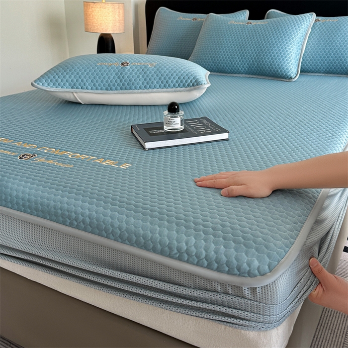 91家纺网 家纺一手货源 找家纺 笙意家纺 2025新款豆豆凉感软席-兰娜 兰娜-冰川绿