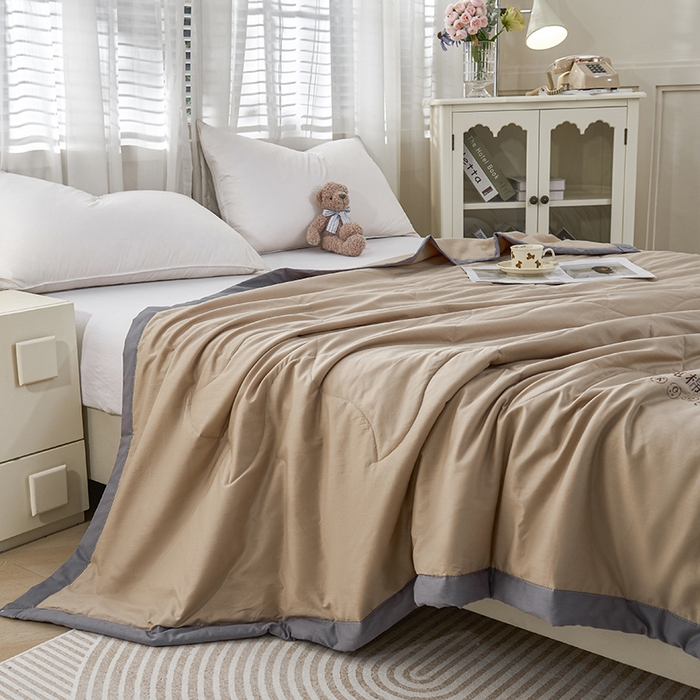 91家纺网 家纺一手货源 找家纺 被多多 2025新款全棉纯棉羽丝棉夏被夏凉被空调被 咖色