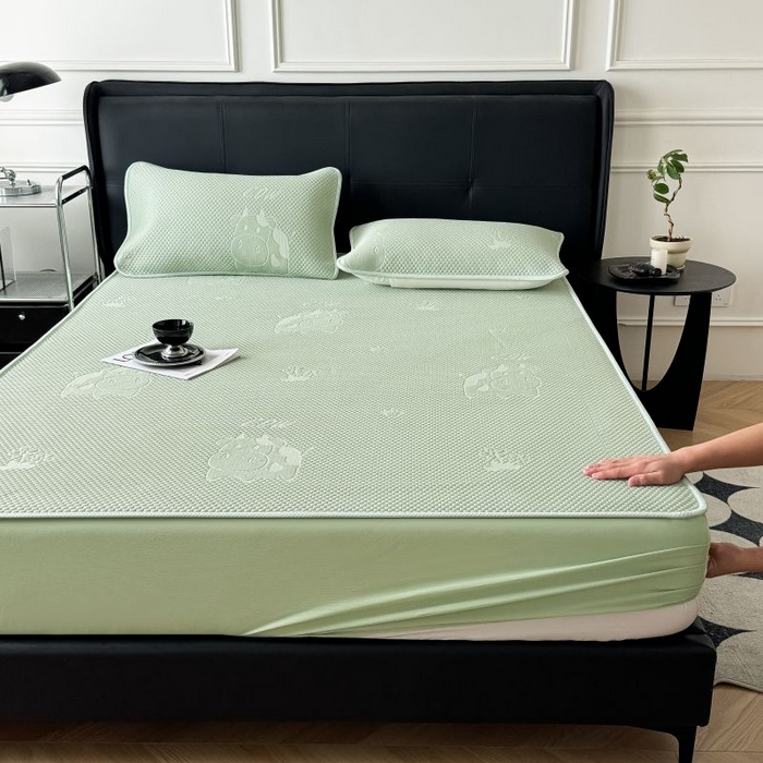 91家纺网 家纺一手货源 找家纺 卡罗兰 2025新款豆豆凉席PE提花豆豆席奶牛系列-床笠款 绿色