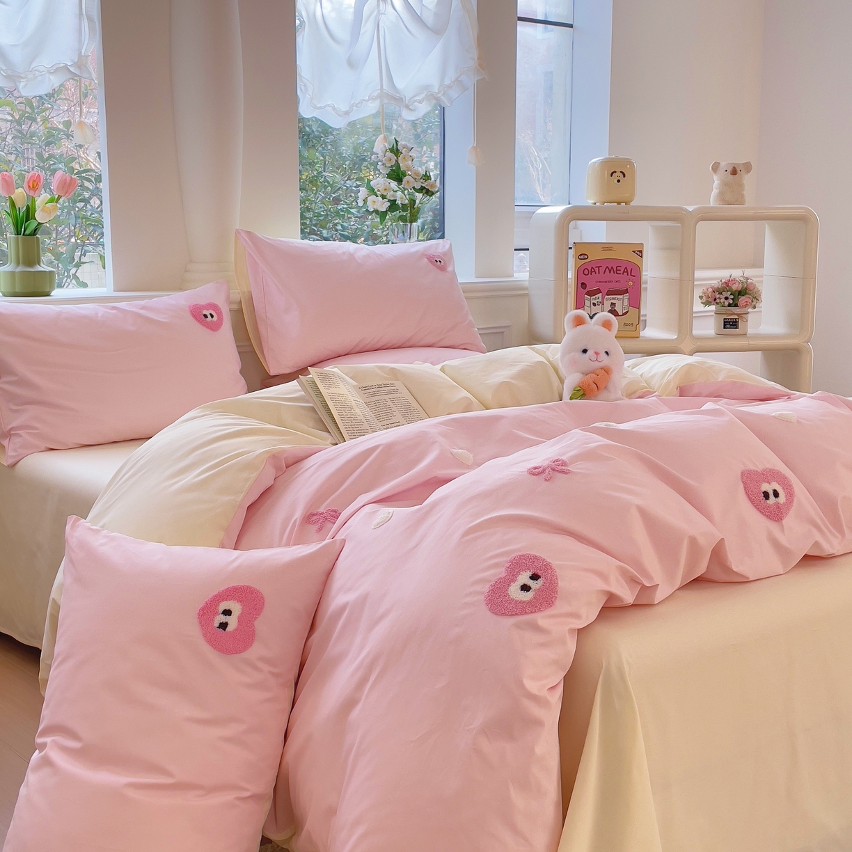 91家纺网 家纺一手货源 找家纺 锦觅家纺  2025新款奶油小清新毛巾绣全棉纯棉四件套-风格一（专版散花必须控价） 大眼爱心