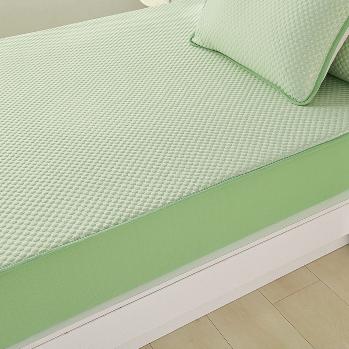 91家纺网 家纺一手货源 找家纺 梦之星 2025新款凉豆豆凉席三件套 纯色床笠款-绿