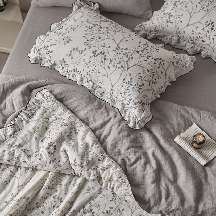 91家纺网 家纺一手货源 找家纺 安莱生活2025新款A类全棉双层皱皱纱夏凉被 夏被  常青藤