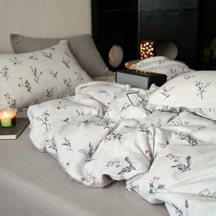 91家纺网 家纺一手货源 找家纺 安莱生活2025年新款全棉精梳棉双层纱绉纱数码印花四件套及夏凉被系列3 织麦-白