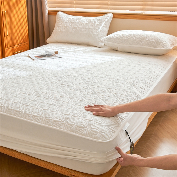 91家纺网 家纺一手货源 找家纺 3C 2025全棉蚕丝蛋白夹棉床笠 天星花-云朵白