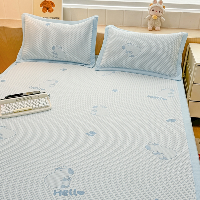 91家纺网 家纺一手货源 找家纺 绣女坊 2025新款冰豆豆提花凉席三件套 卡皮巴拉-蓝