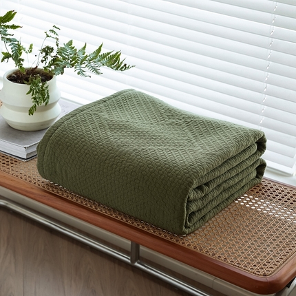 91家纺网 家纺一手货源 找家纺 雯雨家纺2025新款A类全棉加厚六层纱提花纯色盖毯 六层纱-橄榄绿
