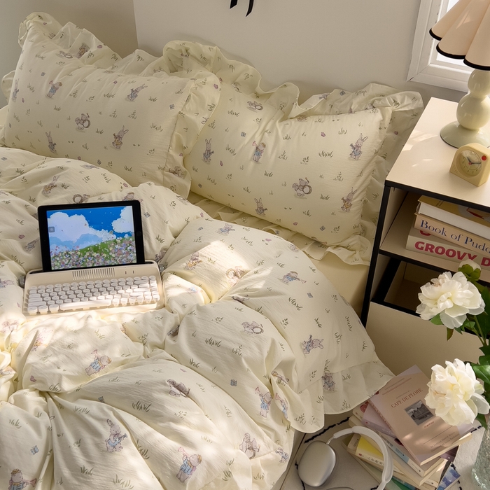 91家纺网 家纺一手货源 找家纺 希丞家居 2025新款云感提花双层纱花边四件套 音乐派对