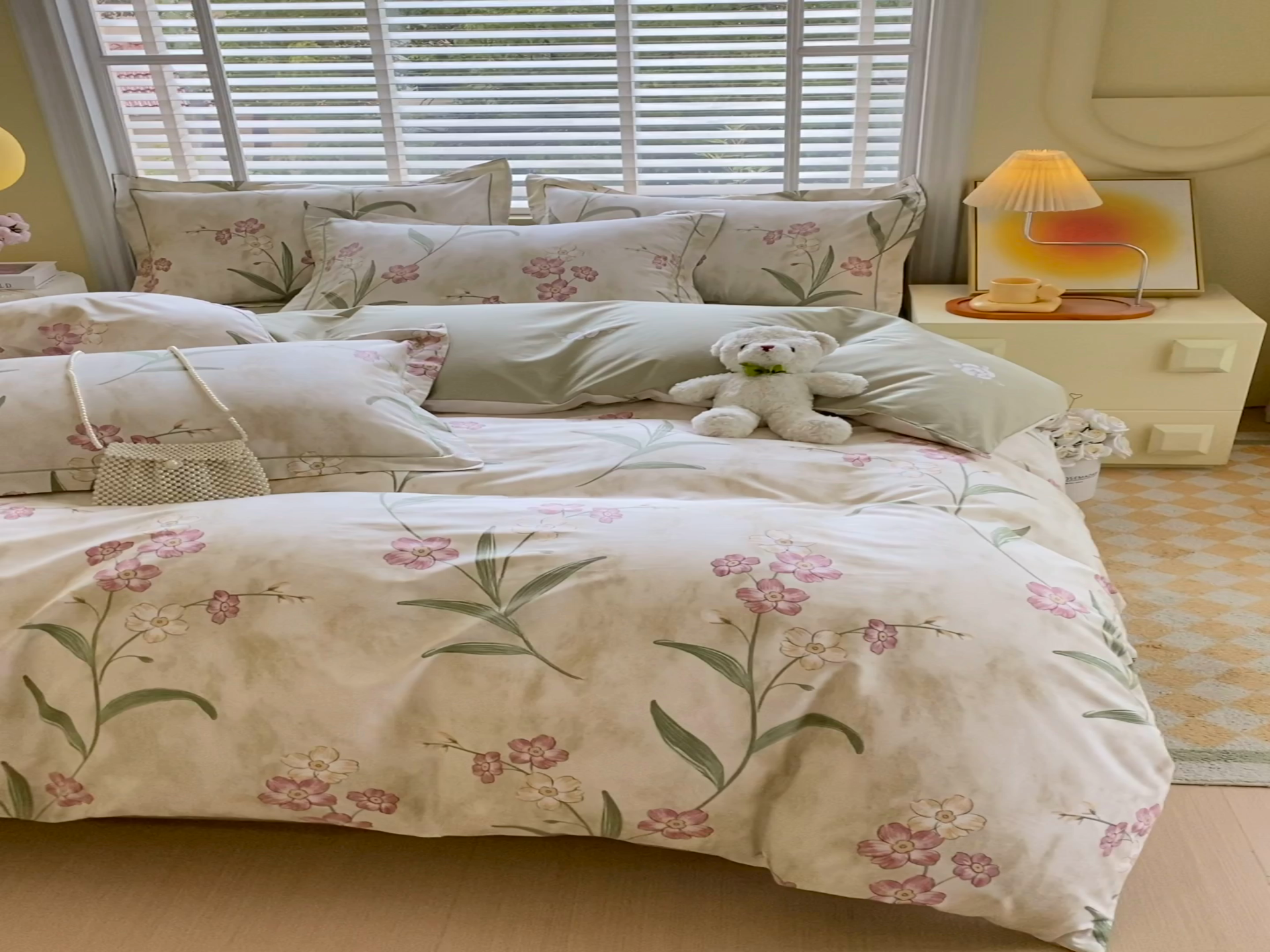 91家纺网 家纺一手货源 找家纺 星期三  2025年4月新款铂金全棉纯棉13372四件套 加微信有会员价 花枝草蔓