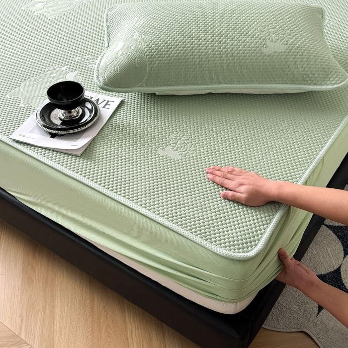 91家纺网 家纺一手货源 找家纺 卡罗兰 2025新款豆豆凉席PE提花豆豆席奶牛系列-床笠款 绿色