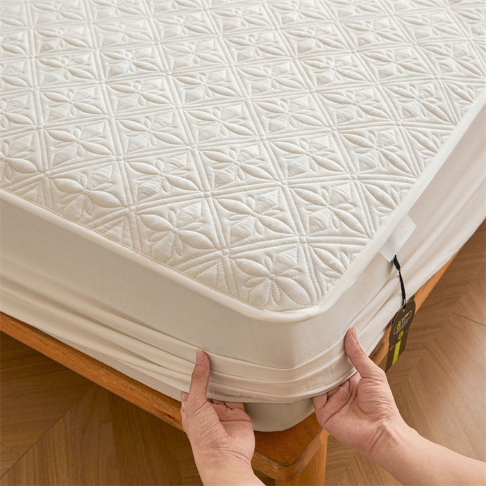 91家纺网 家纺一手货源 找家纺 3C 2025全棉蚕丝蛋白夹棉床笠 天星花-云朵白