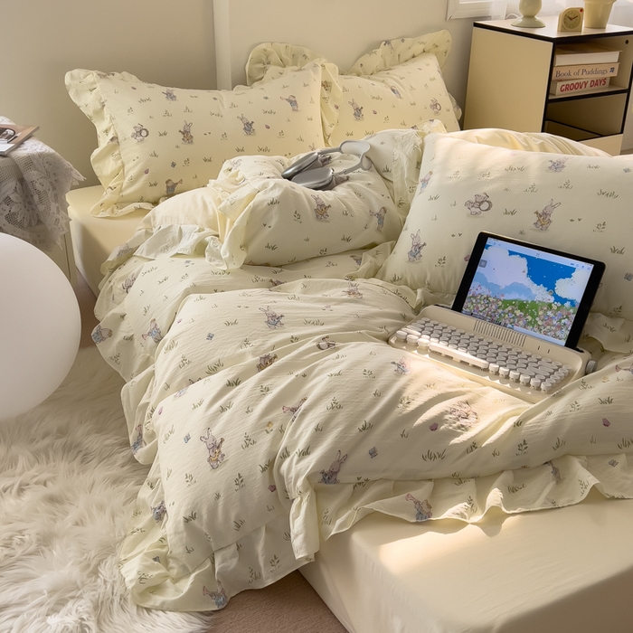 91家纺网 家纺一手货源 找家纺 希丞家居 2025新款云感提花双层纱花边四件套 音乐派对