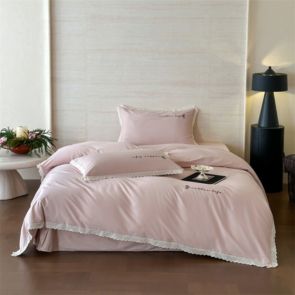 91家纺网 家纺一手货源 找家纺 名品优仓 2025新款纯棉水洗棉双层纱提花韩版花边四件套-约定 约定一蜜糖粉