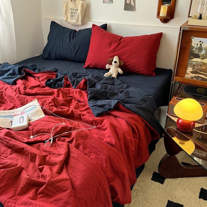 91家纺网 家纺一手货源 找家纺 耀达家居 2025新款水洗棉双拼夏被四件套 安可拉红➕藏蓝