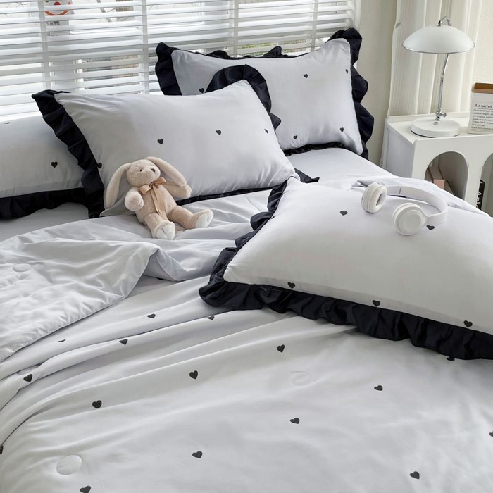 91家纺网 家纺一手货源 找家纺 绣女坊  2025新款水洗天丝夏被四件套 银色爱心