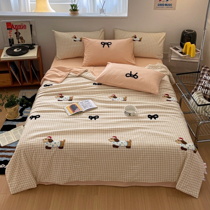 红嘴企鹅2025新款毛巾绣空调被四件套 夏被-咖格狗狗