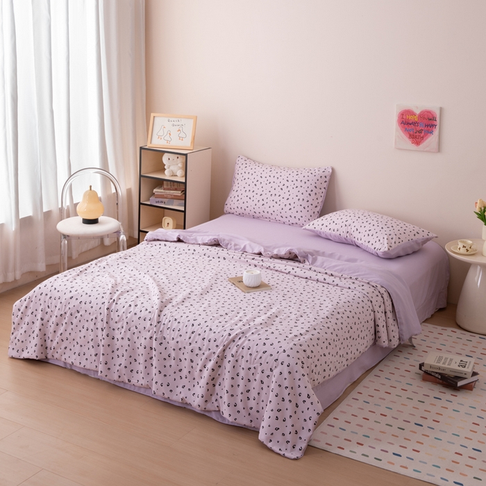 91家纺网 家纺一手货源 找家纺 南北家居 2025新款针织棉双层纱夏被四件套 紫纱绮梦